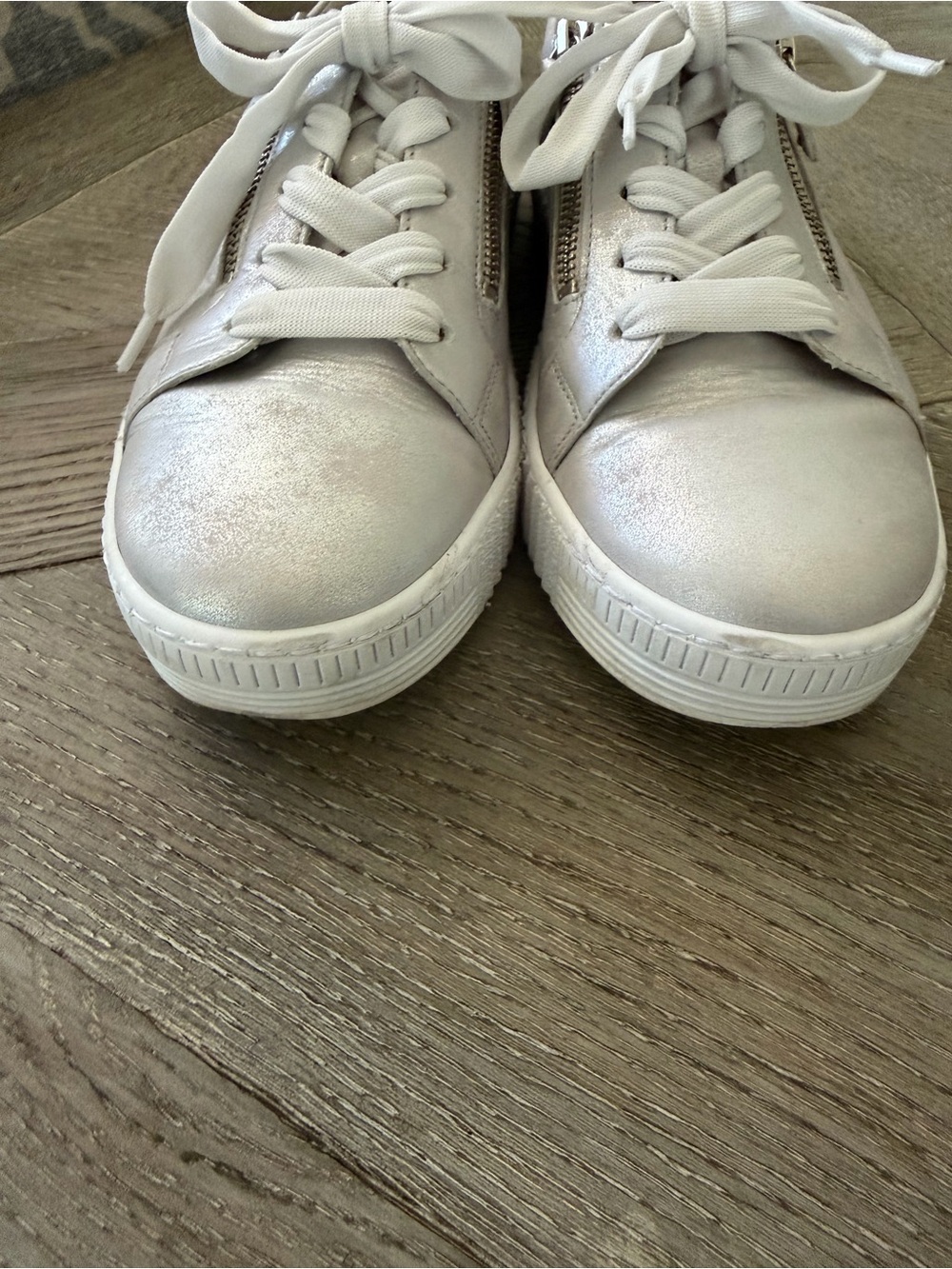 Gabor Silver Metallic Lace-Up Sneakers with Side Zipper US 9.5 EU 7.5 - Picture 7 of 8